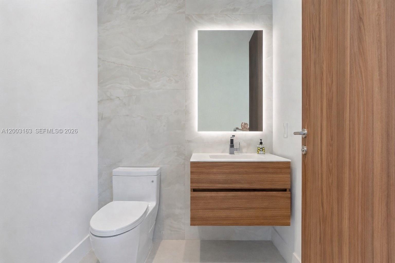 BISCAYNE KEY ESTATES - Residential