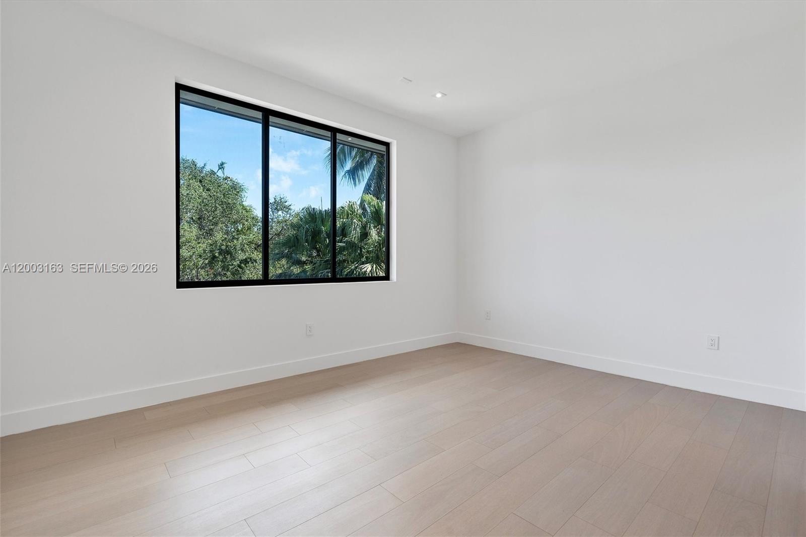 BISCAYNE KEY ESTATES - Residential