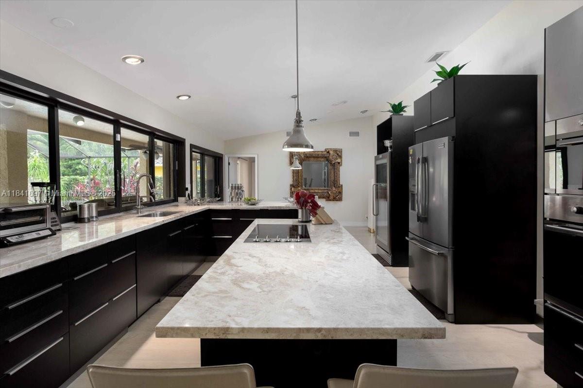 1000 E Cypress Dr