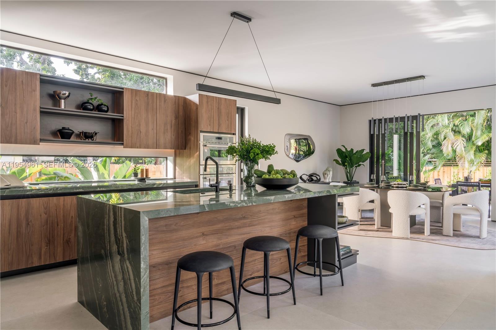 PRIORS 1ST ADDN TO BISCAY - Residential