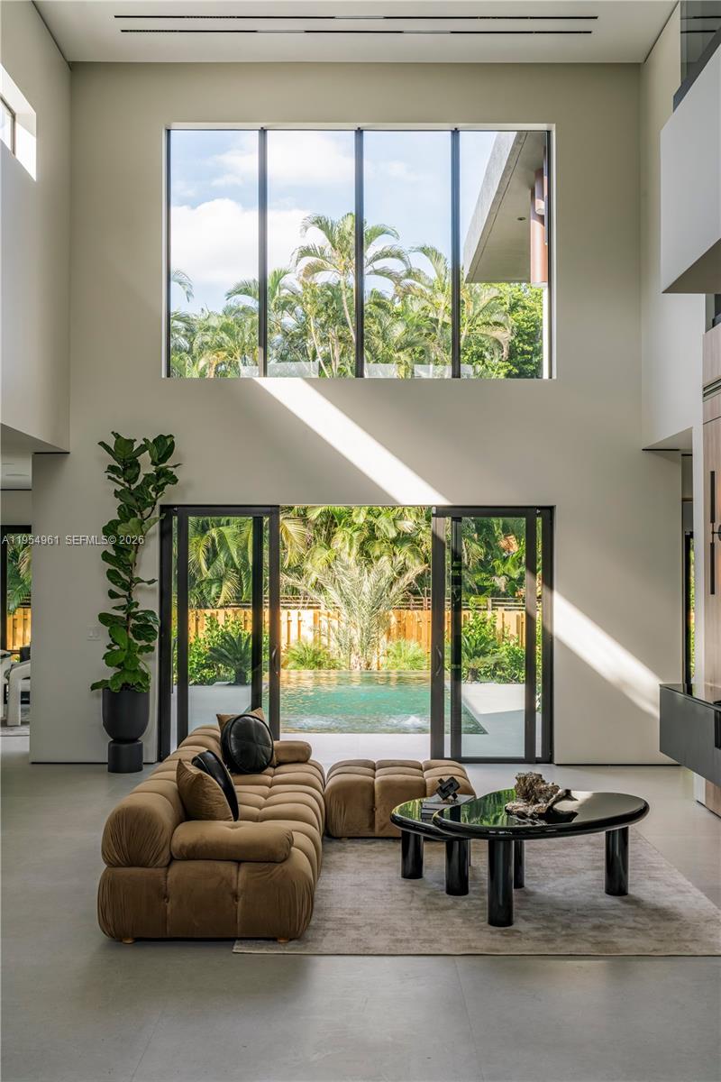 PRIORS 1ST ADDN TO BISCAY - Residential