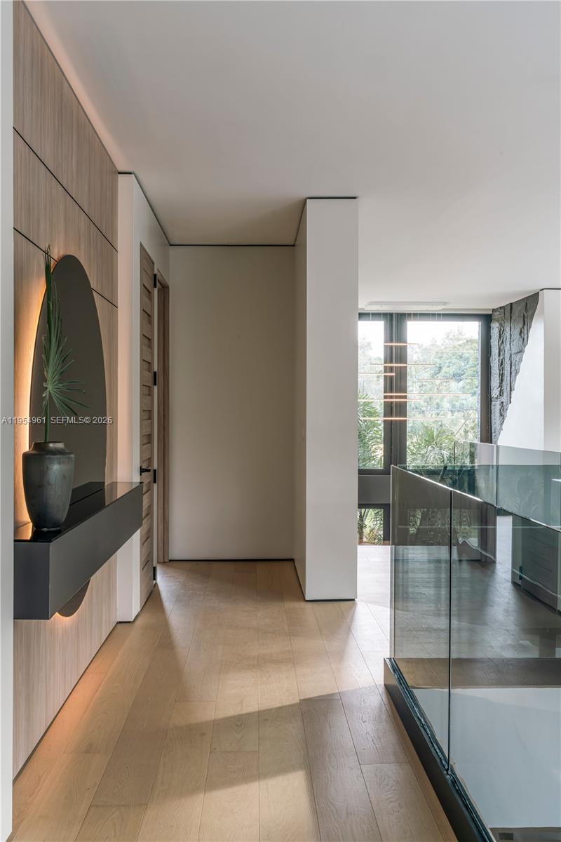 PRIORS 1ST ADDN TO BISCAY - Residential