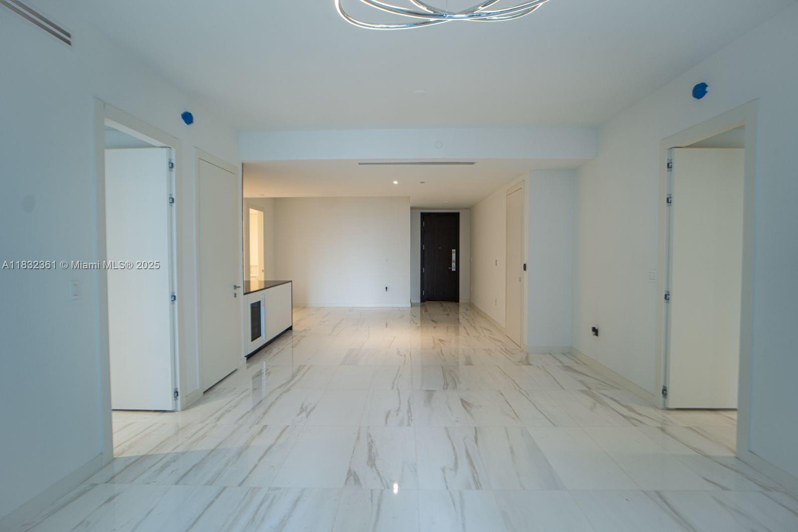 ASTON MARTIN - Residential