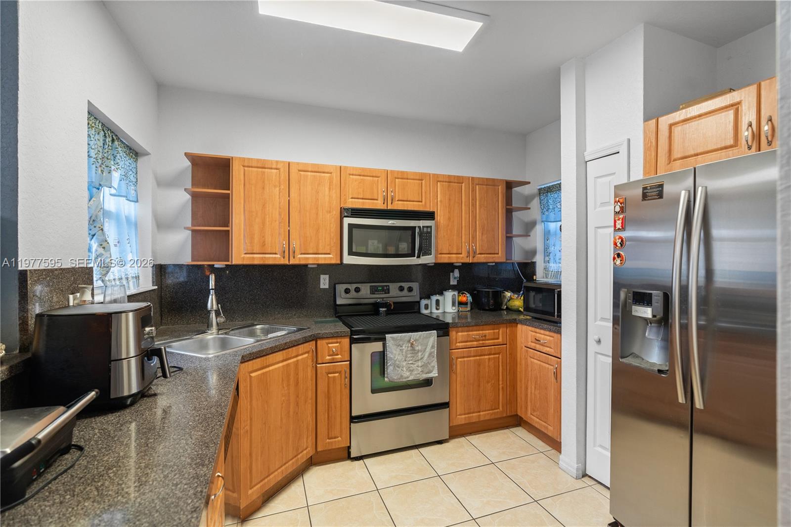 ABEL HOMES AT KEYS WINDS - Residential