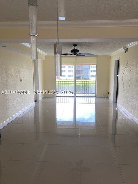 361 S Hollybrook Dr 205, Pembroke Pines FL 33025
