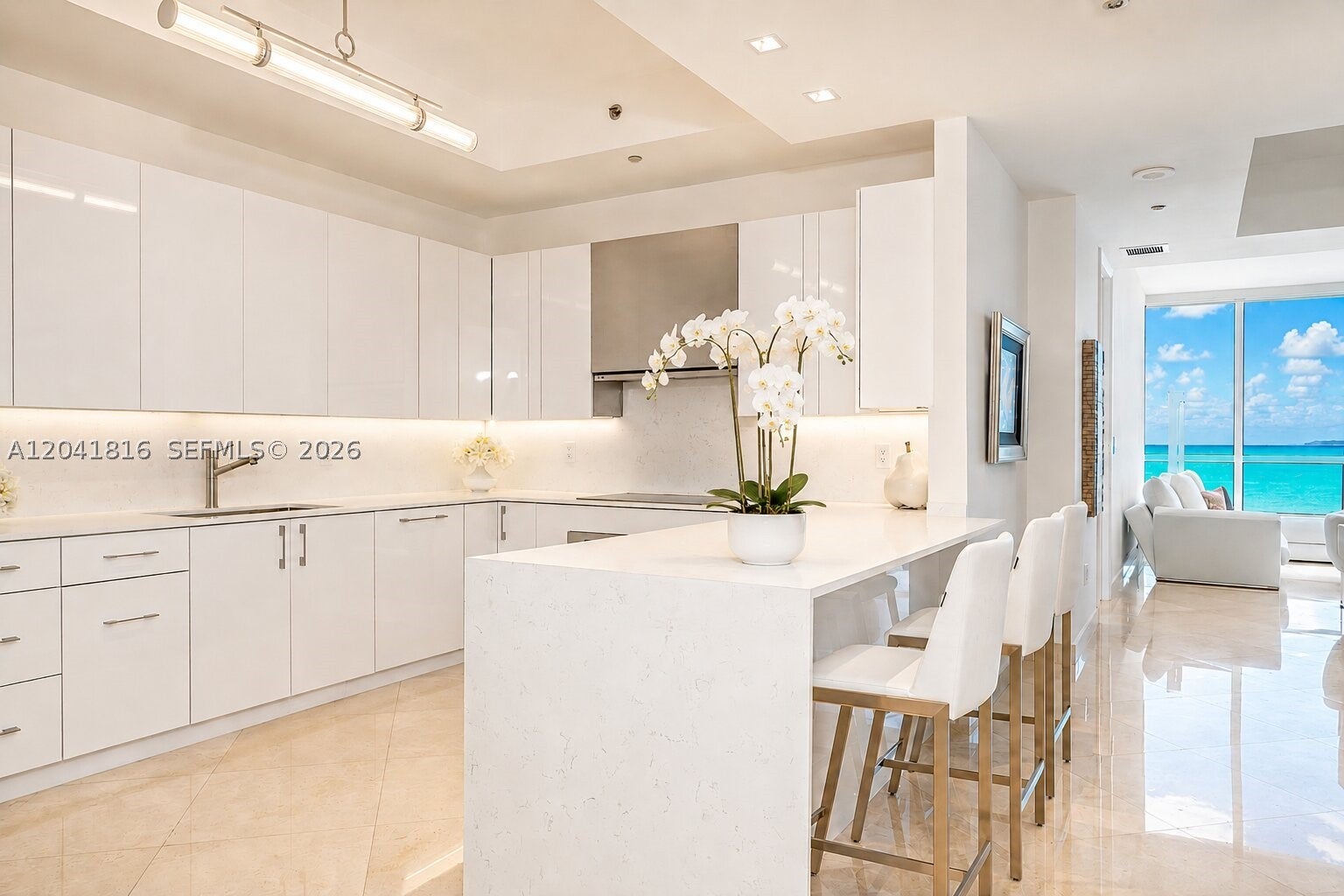 100 S Pointe Dr 1507