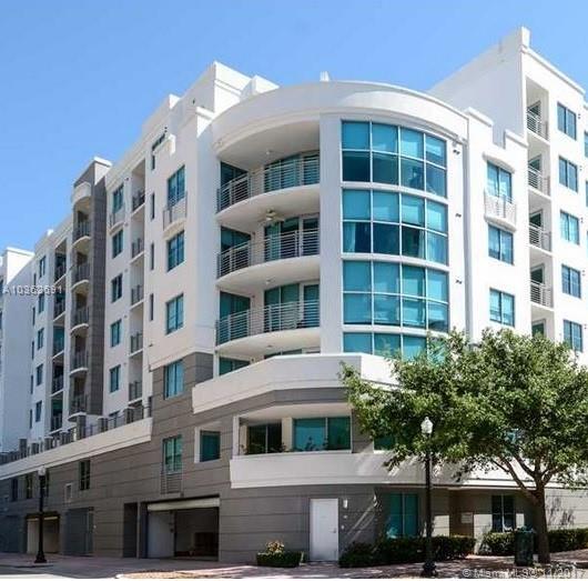 Beautiful 2 bed, 2 bath at the Cosmopolitan South of 5th! Higher floor facing north. New granite countertops. BRAND NEW RENOVATED BATHROOMS! Gated garage parking for 1 vehicle with additional valet available! Washer & Dryer. Full-service building, Heated pool, Security, Spa, Sauna, 2 Blocks to Ocean. Available November for Occupancy!