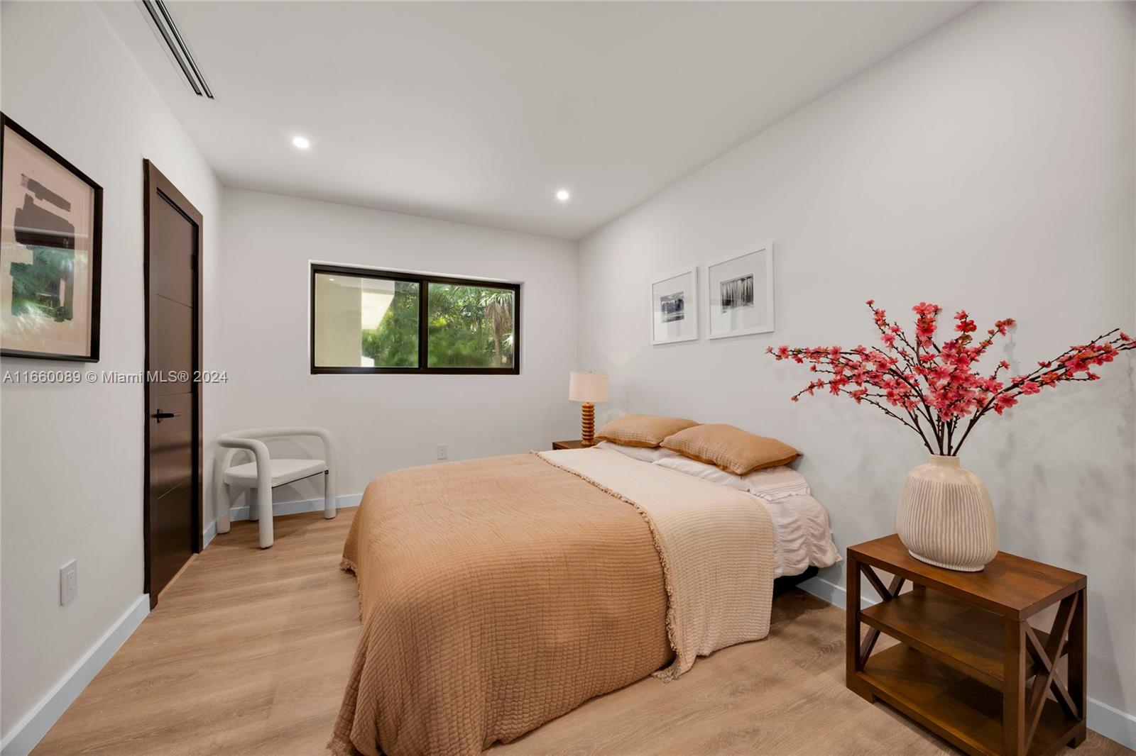 DEVONWOOD - Residential