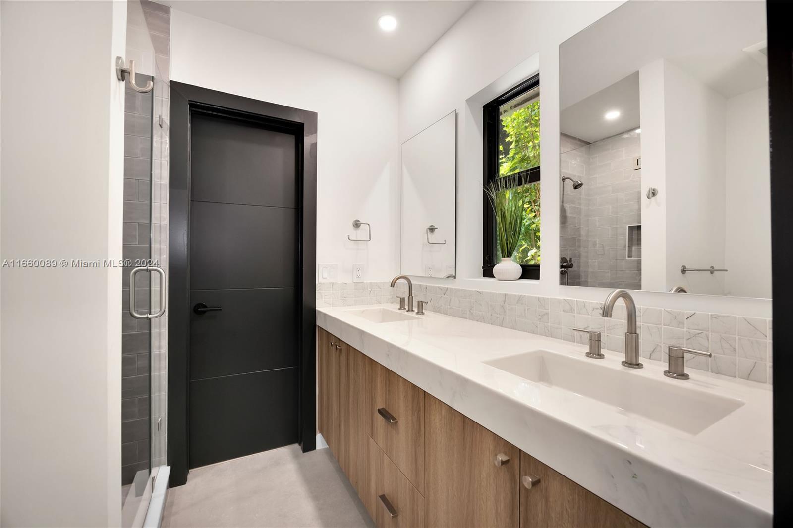 DEVONWOOD - Residential