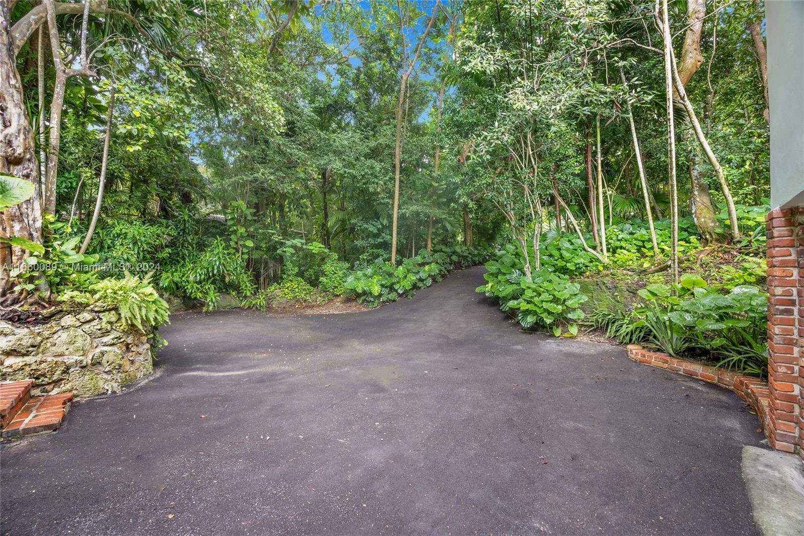 DEVONWOOD - Residential
