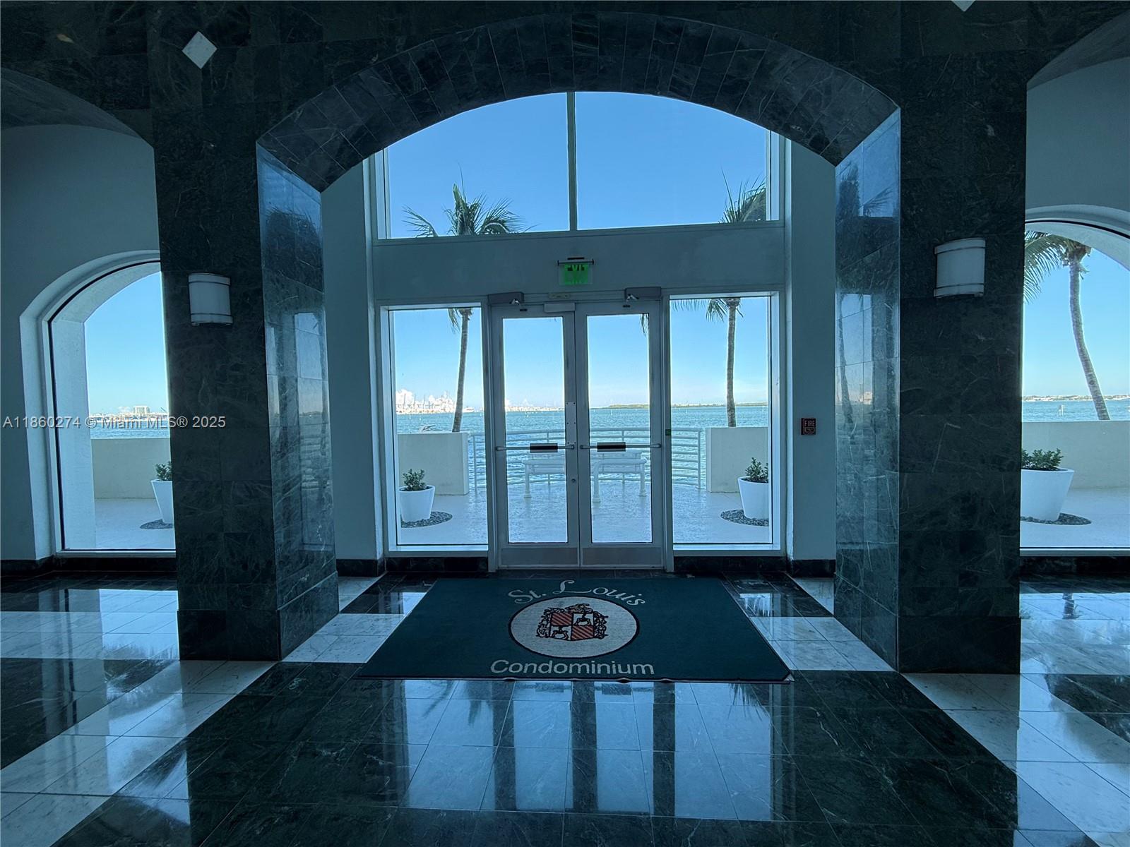 ST LOUIS CONDO - Residential Lease