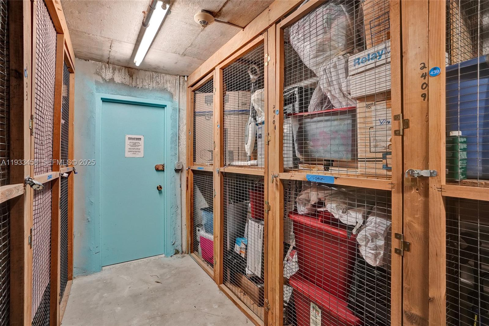 COMMODORE PLAZA CONDO - Residential