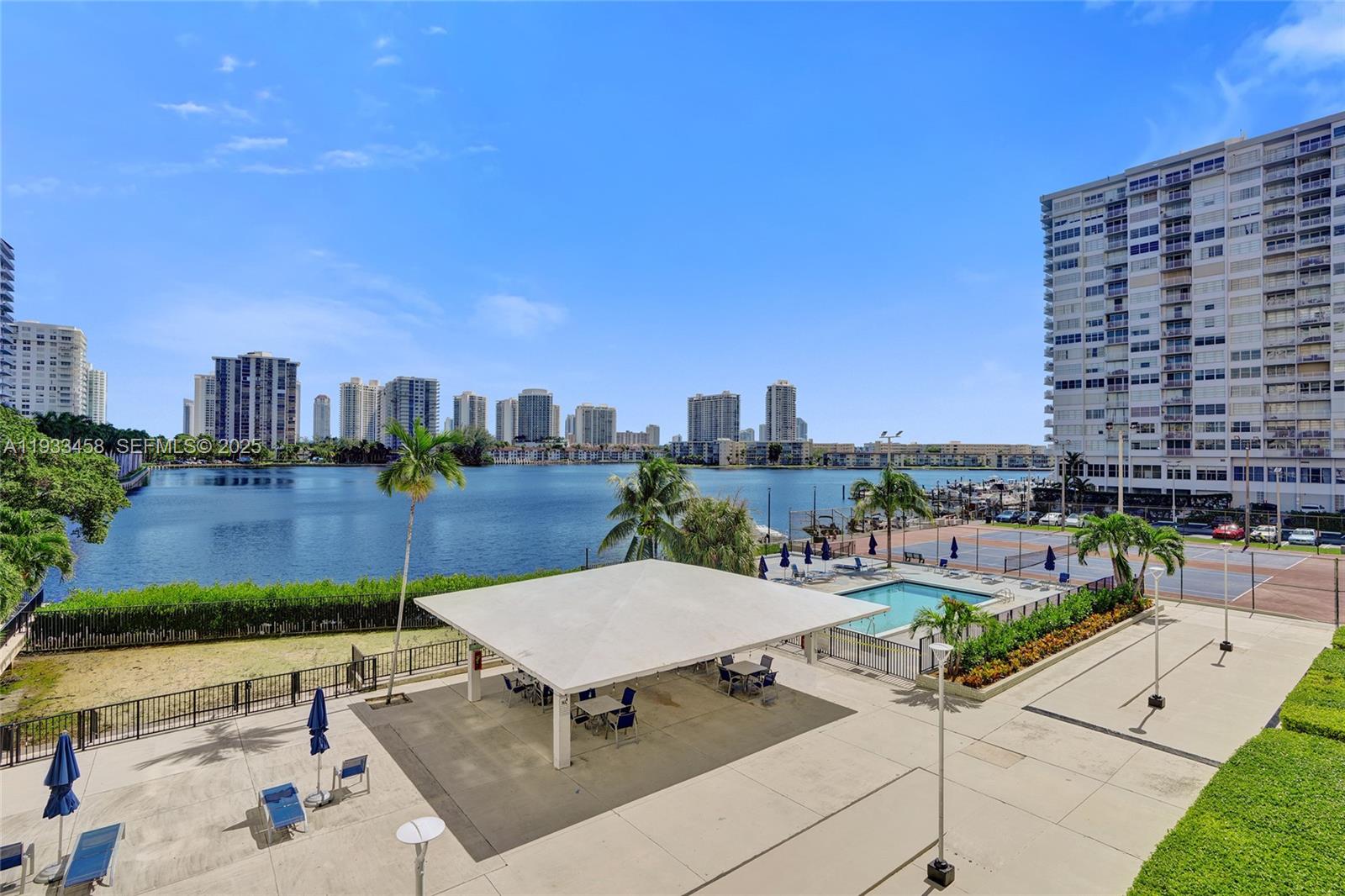 COMMODORE PLAZA CONDO - Residential