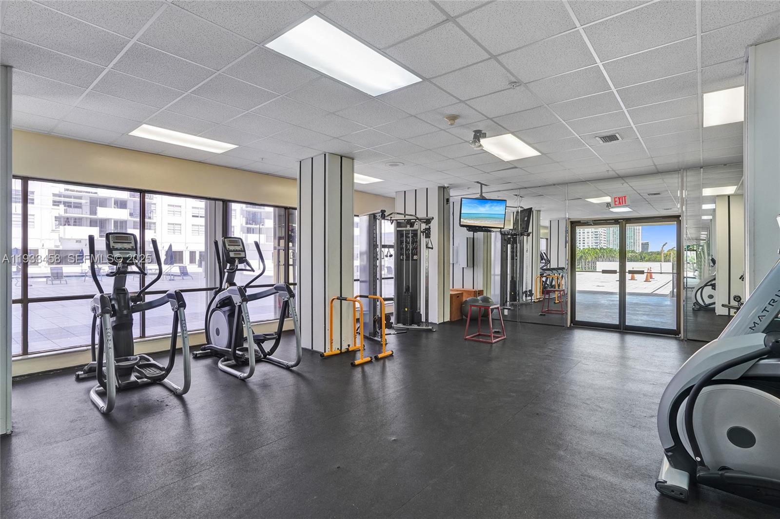 COMMODORE PLAZA CONDO - Residential