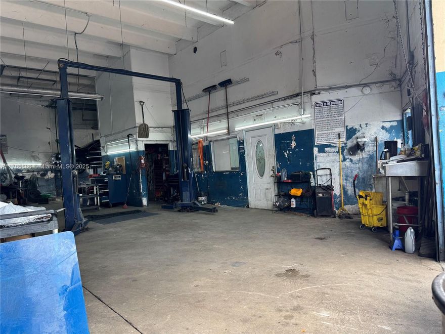 BUSINESS OPPORTUNITY! AUTO REPAIR SHOP,  GENERAL MECHANIC, SUSPENSION, BRAKES, TRANSMISSION. DON'T MISS THIS GREAT OPPORTUNITY TO OWN THIS SUCCESSFUL BUSINESS. THE SALE INCLUDES, 1 COMPRESSOR, 5 LIFTERS, 1 FORKLIFT, MORE.  PLEASE, BY APPOINTMENT ONLY!  CALL FOR MORE DETAIL.