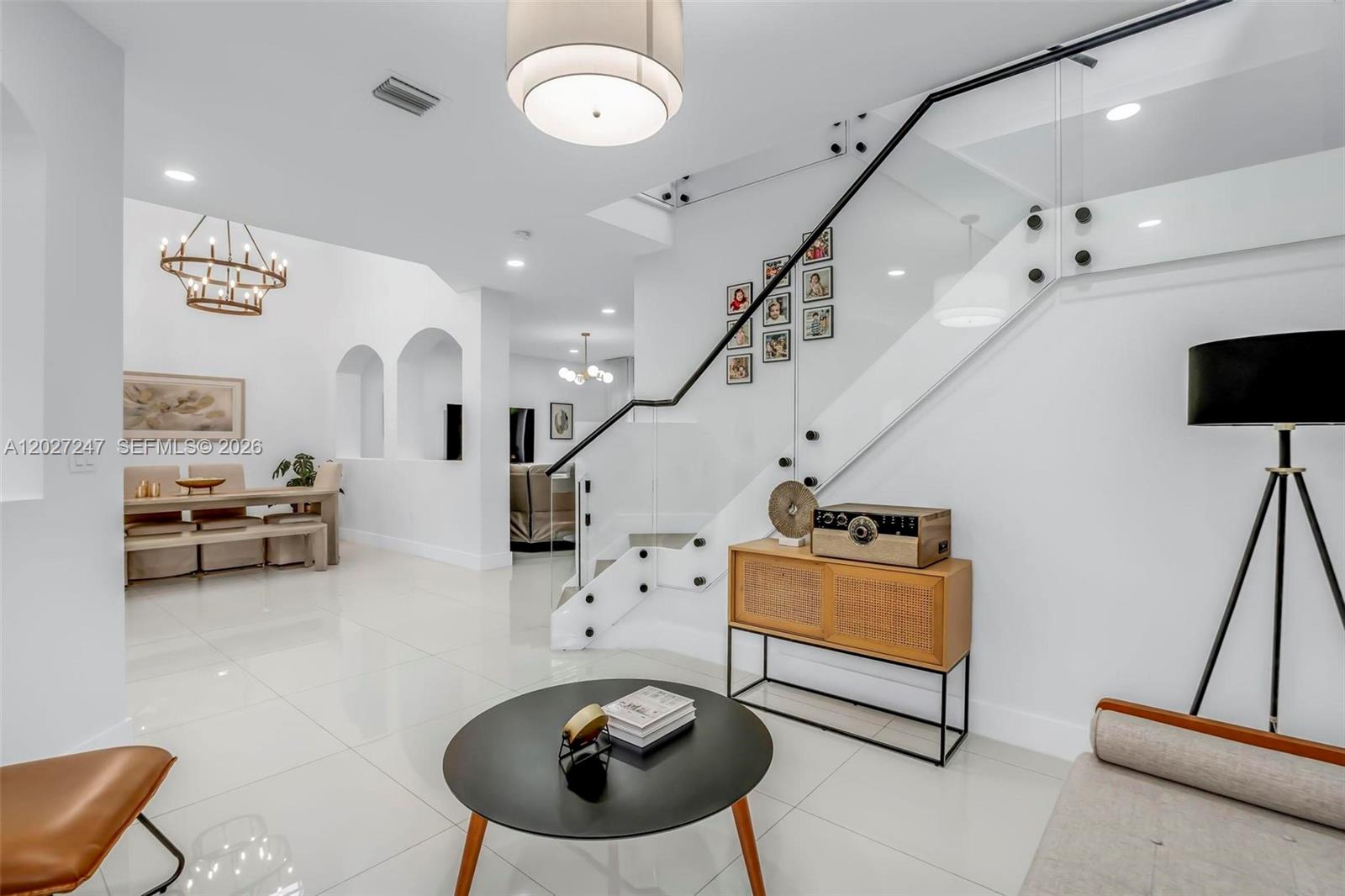VENTANAS AT HOMESTEAD - Residential