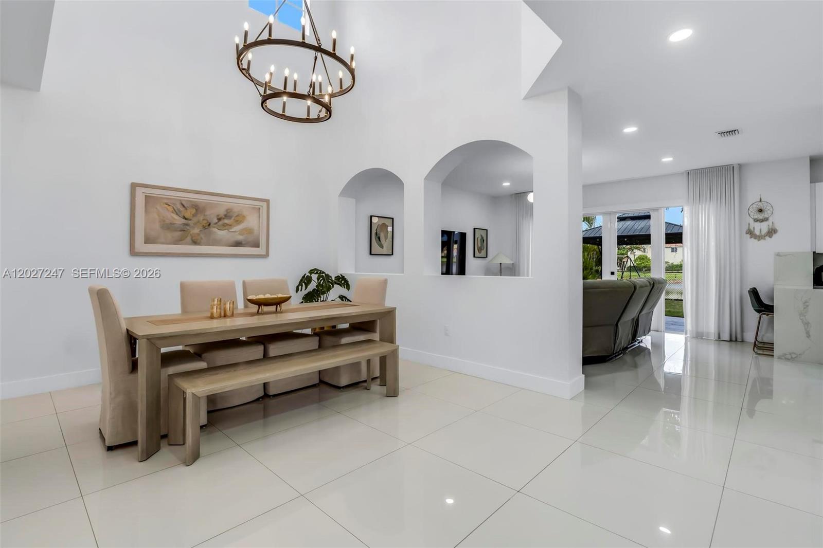 VENTANAS AT HOMESTEAD - Residential