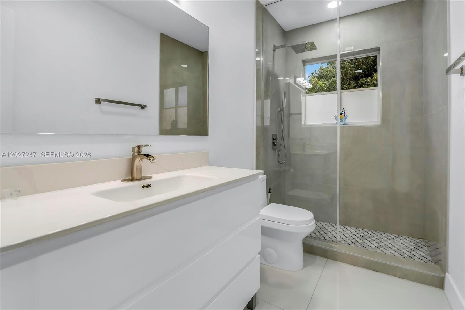 VENTANAS AT HOMESTEAD - Residential