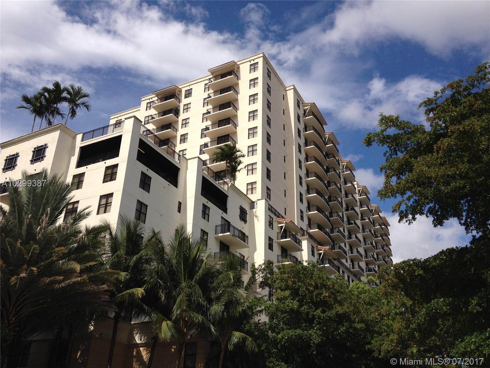 PUERTA DE PALMAS CONDO - Residential Lease