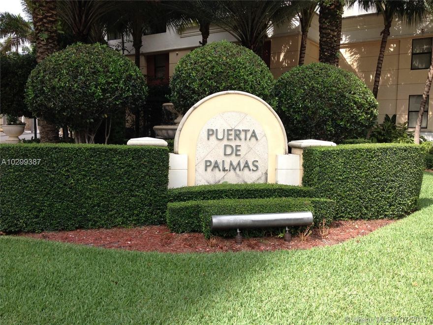 Feels like a home! This penthouse in upscale Puerta de Palmas offers a fabulous layout with open kitchen w/breakfast bar, separate dining room, split BR’s and den large enough to be 3rd BR. Two open balconies allow occupants to soak in the sunshine or enjoy beautiful sunsets! Full use of terrific building amenities, 2 garage pkg space plus a storage unit!