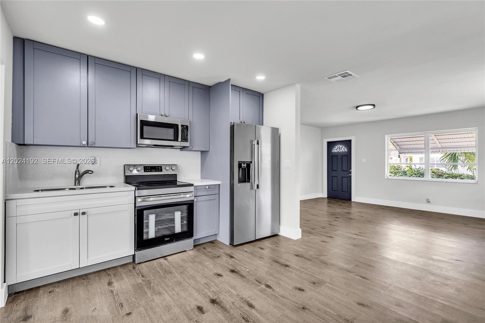 MAINLANDS OF TAMARAC LAKE - Residential