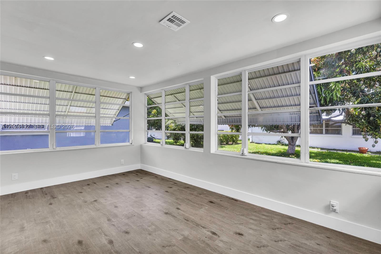 MAINLANDS OF TAMARAC LAKE - Residential