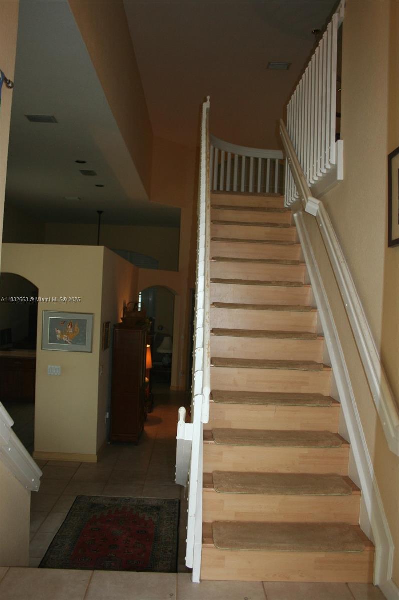 GOLDVUE ESTATES - Residential