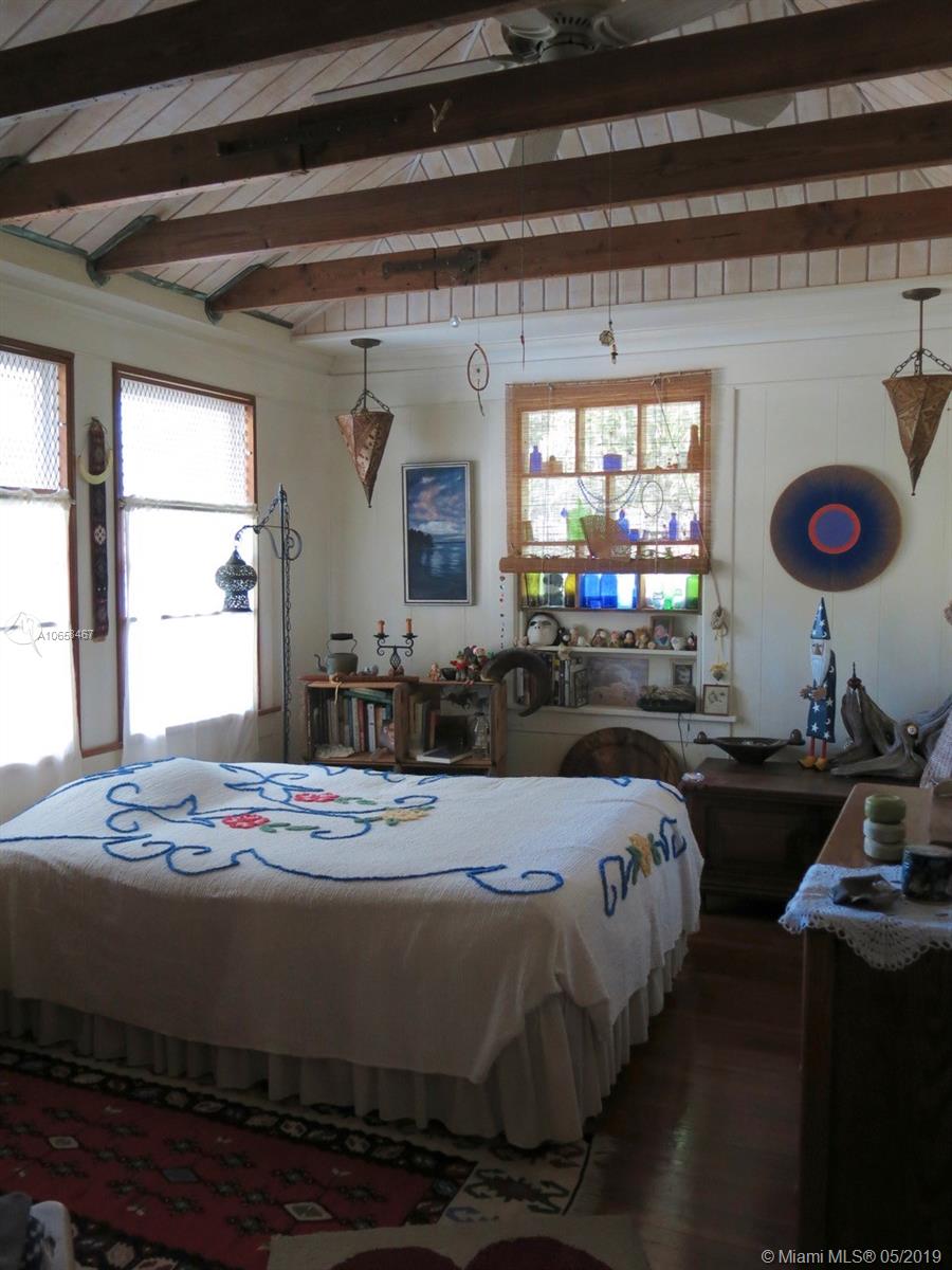 OCEAN VIEW HEIGHTS - Residential