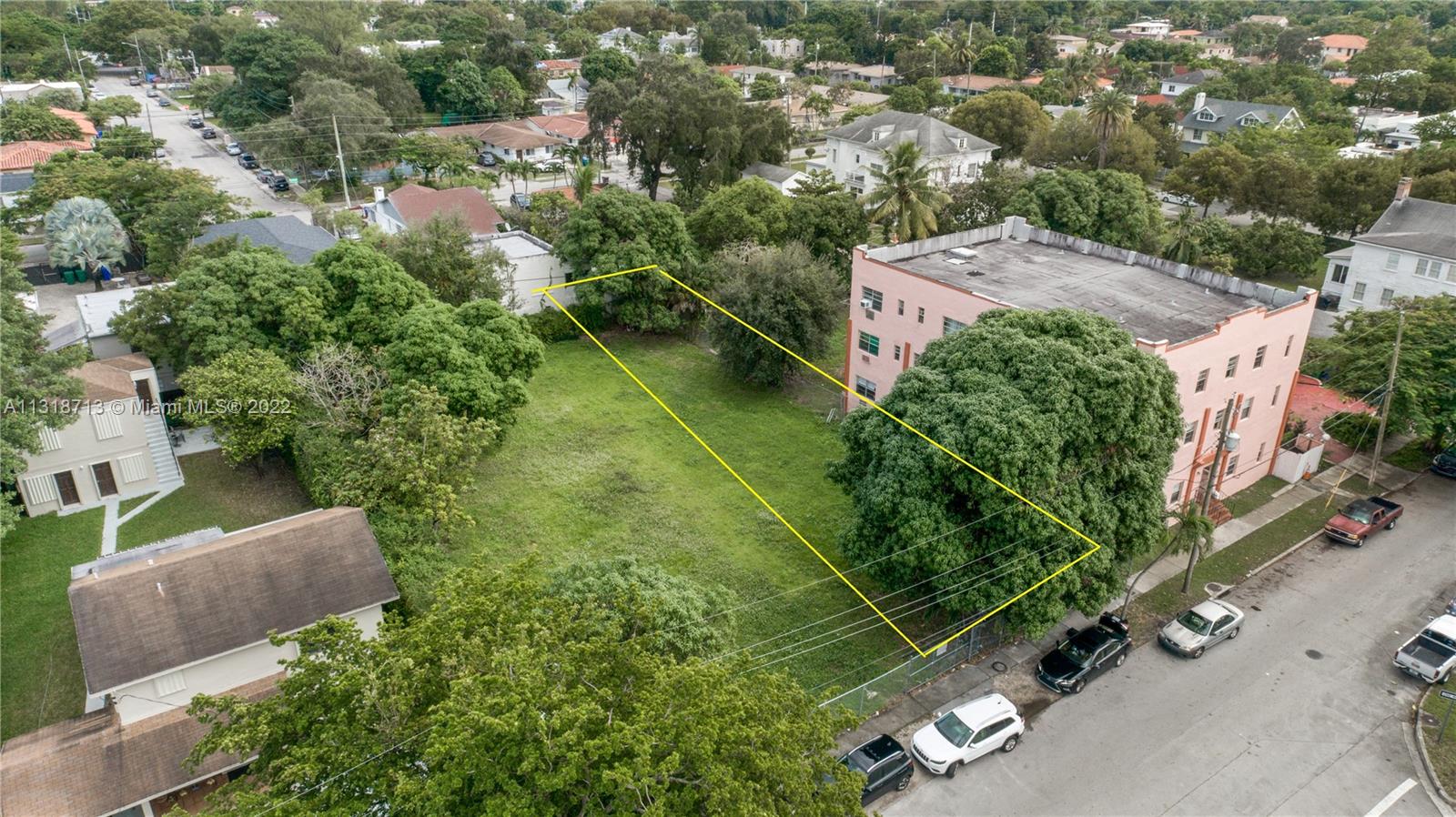 Photo 4 of 17 of 1001 SW 15th Ave land