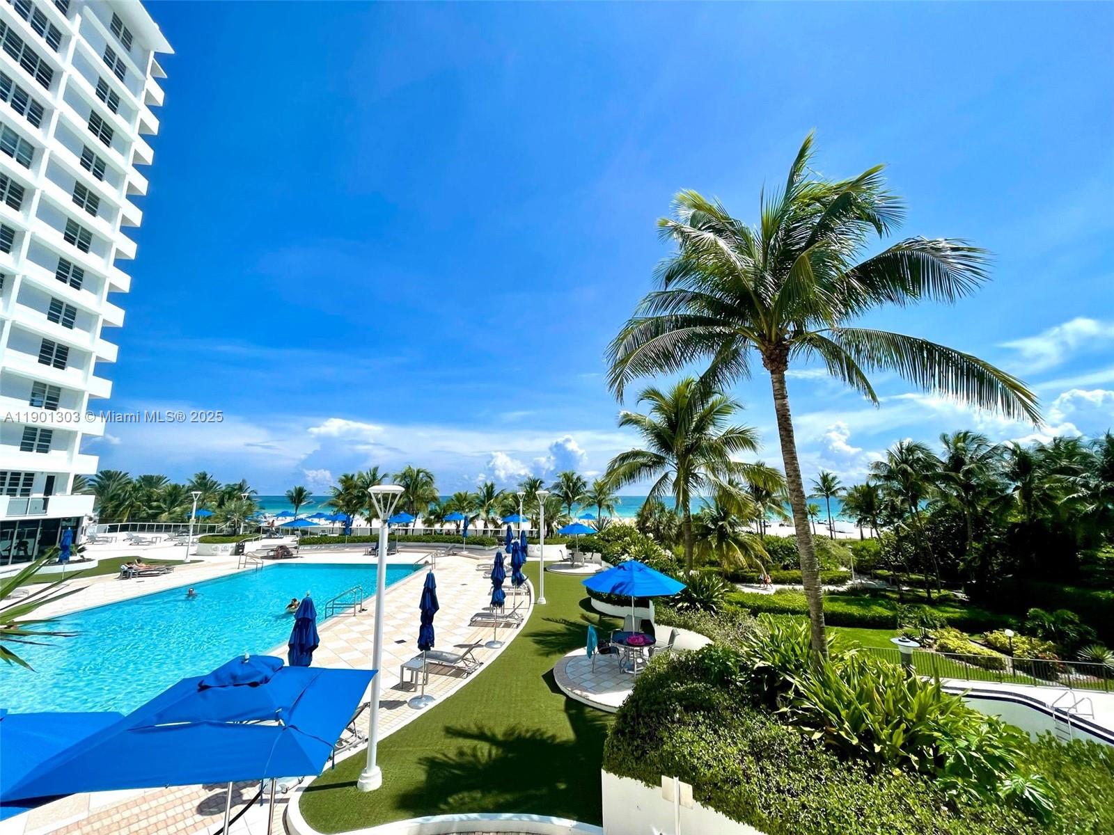 THE DECOPLAGE CONDO - Residential