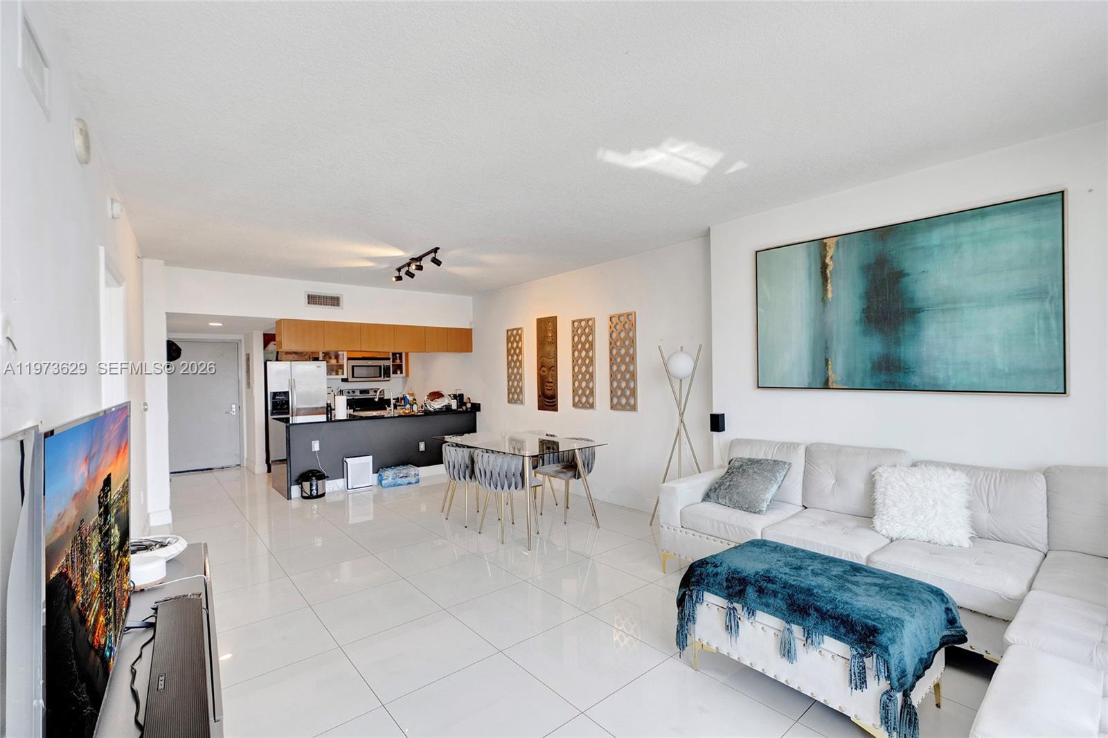 OPERA TOWER CONDO - Residential Lease