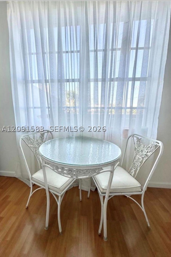 1051 Meridian Ave 1F