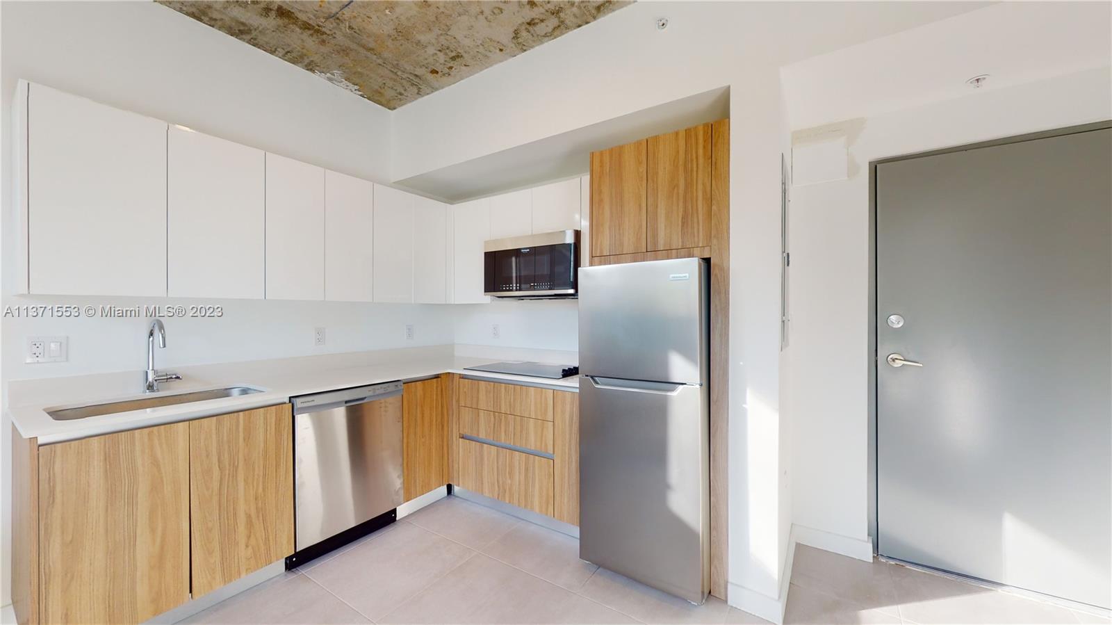 HIGHLAND PARK - Residential Lease