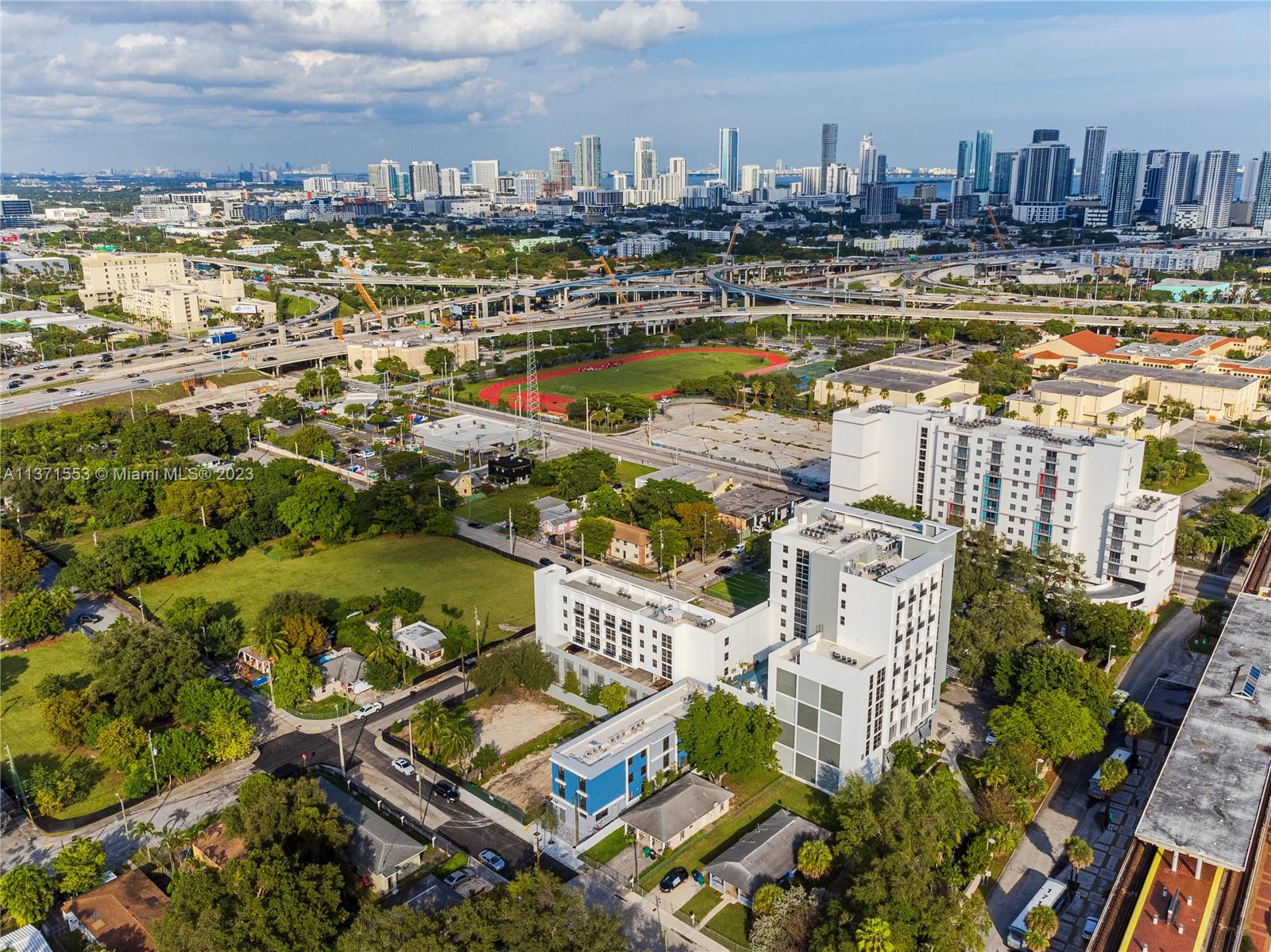 HIGHLAND PARK - Residential Lease