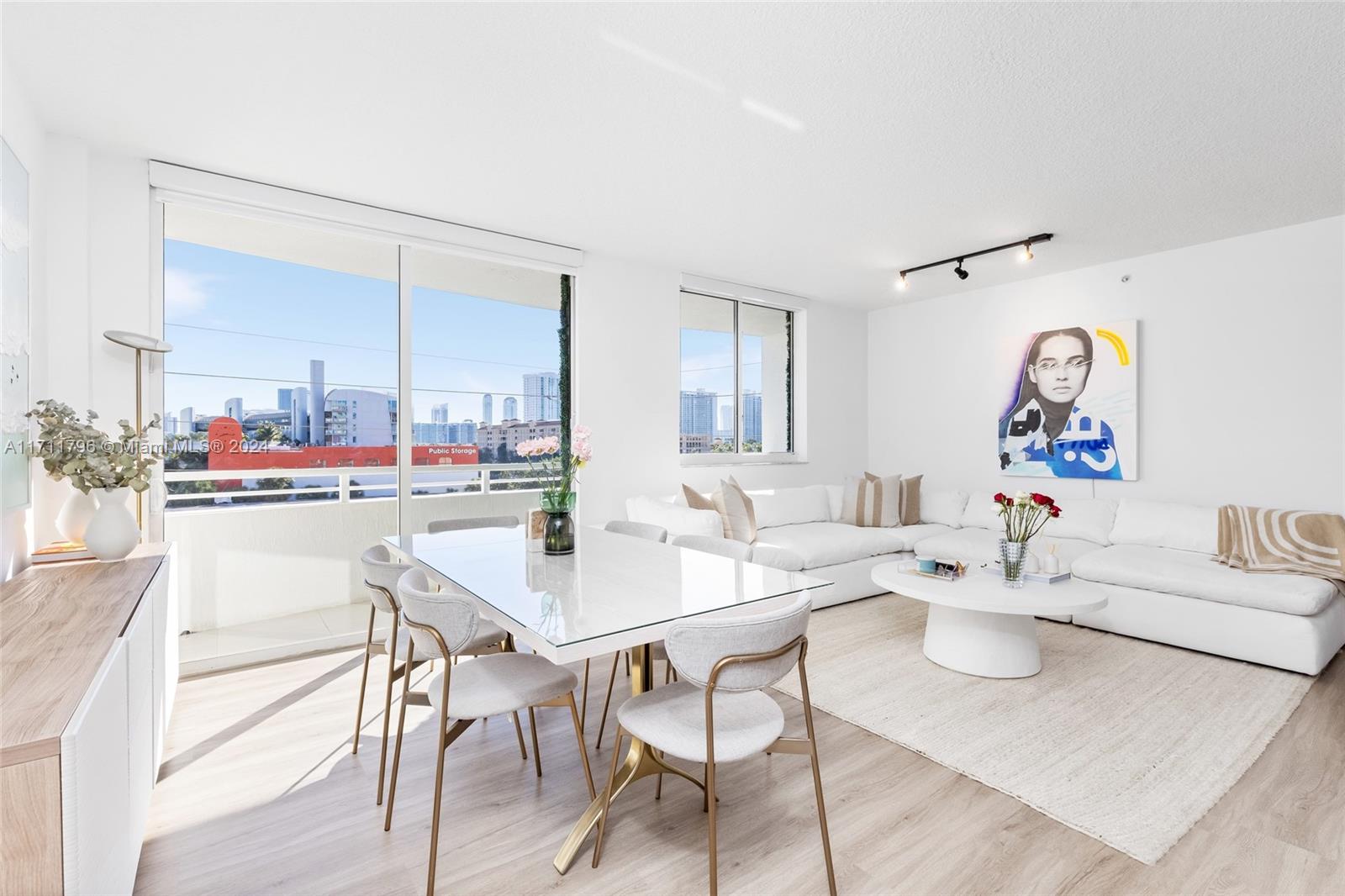 VENTURE AT AVENTURA EAST - Residential Lease