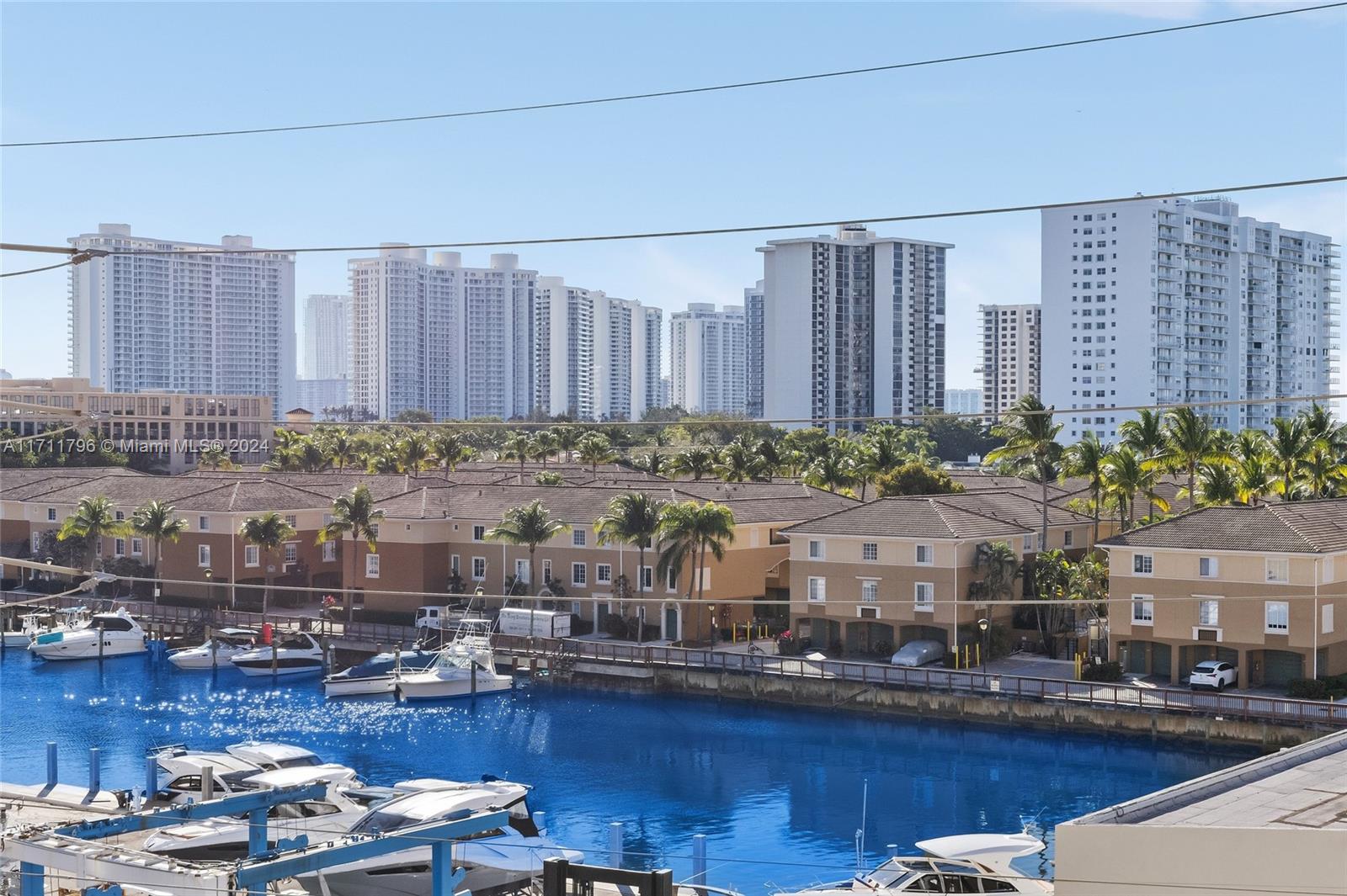 VENTURE AT AVENTURA EAST - Residential Lease