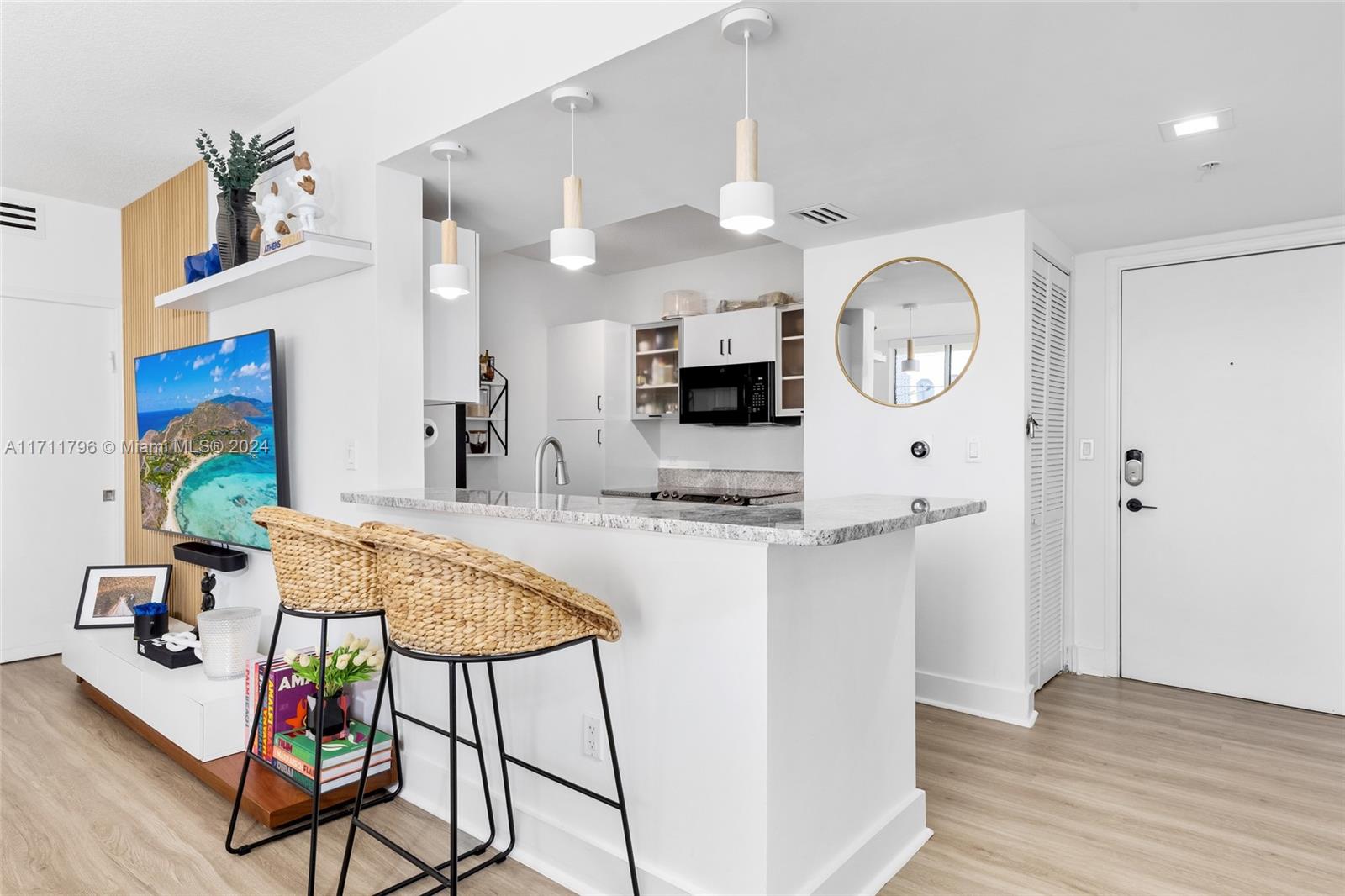 VENTURE AT AVENTURA EAST - Residential Lease