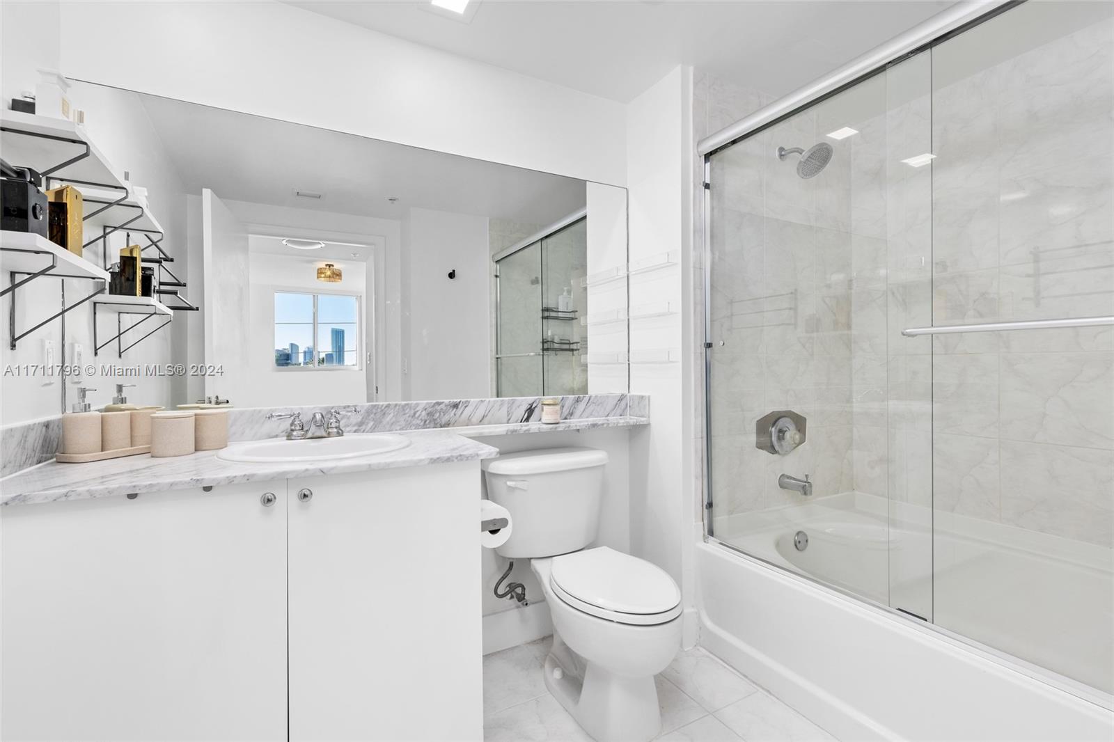 VENTURE AT AVENTURA EAST - Residential Lease