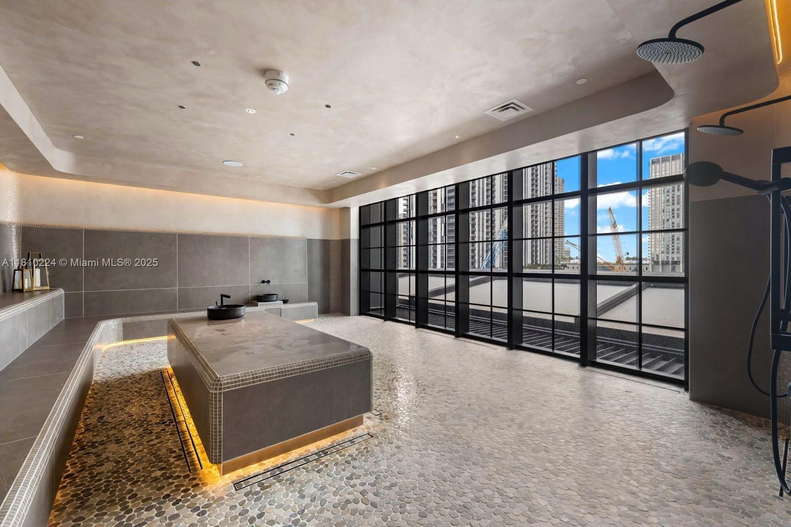 Gale Residences - Residential