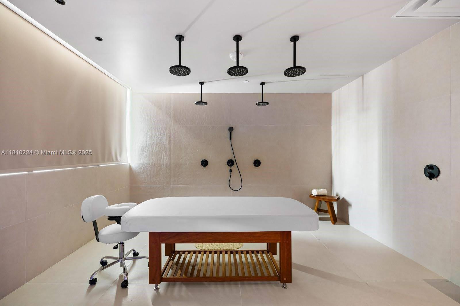 Gale Residences - Residential