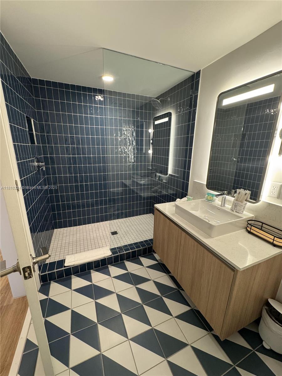 Gale Residences - Residential