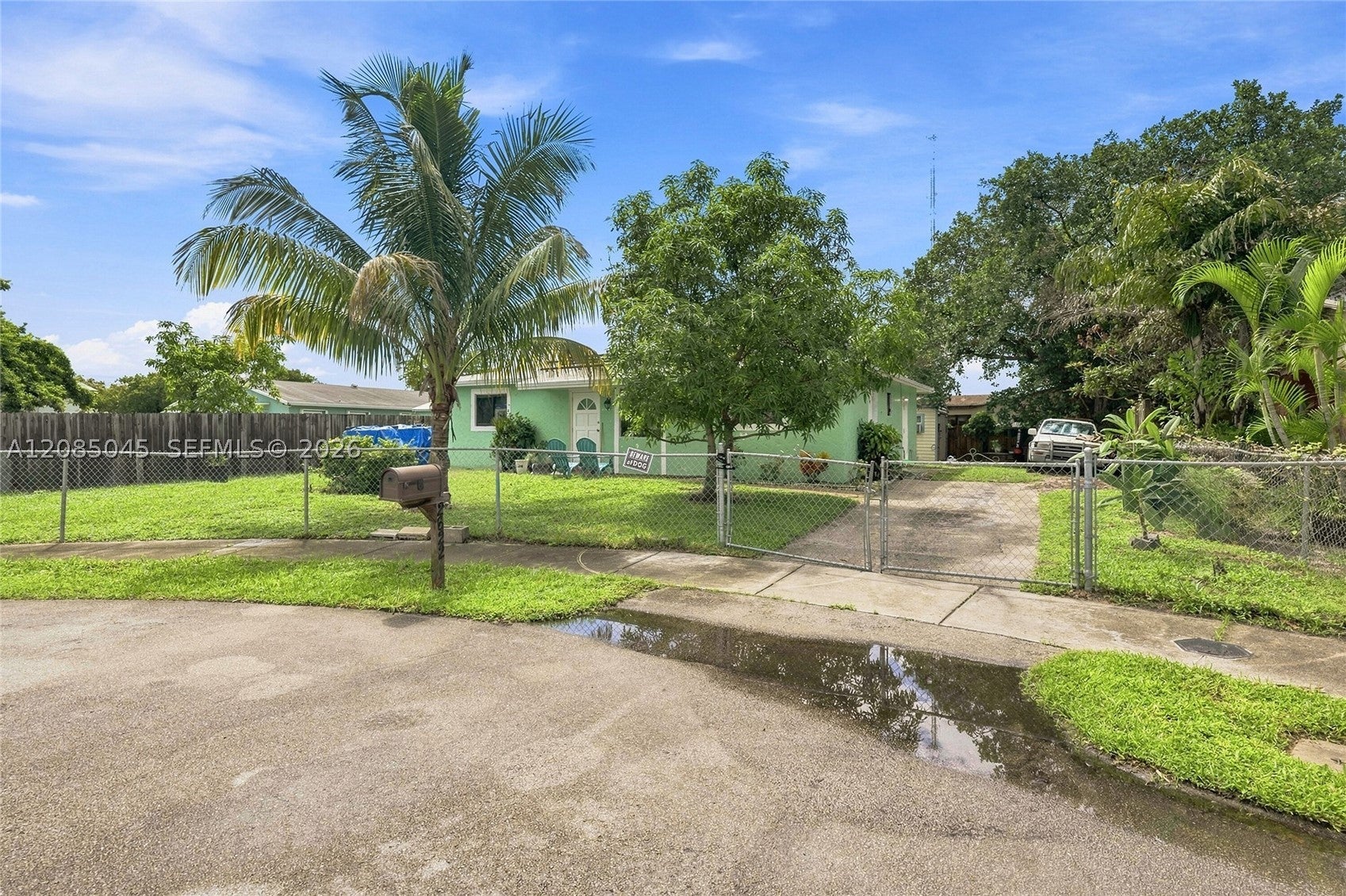 2622 NW 24th Ct