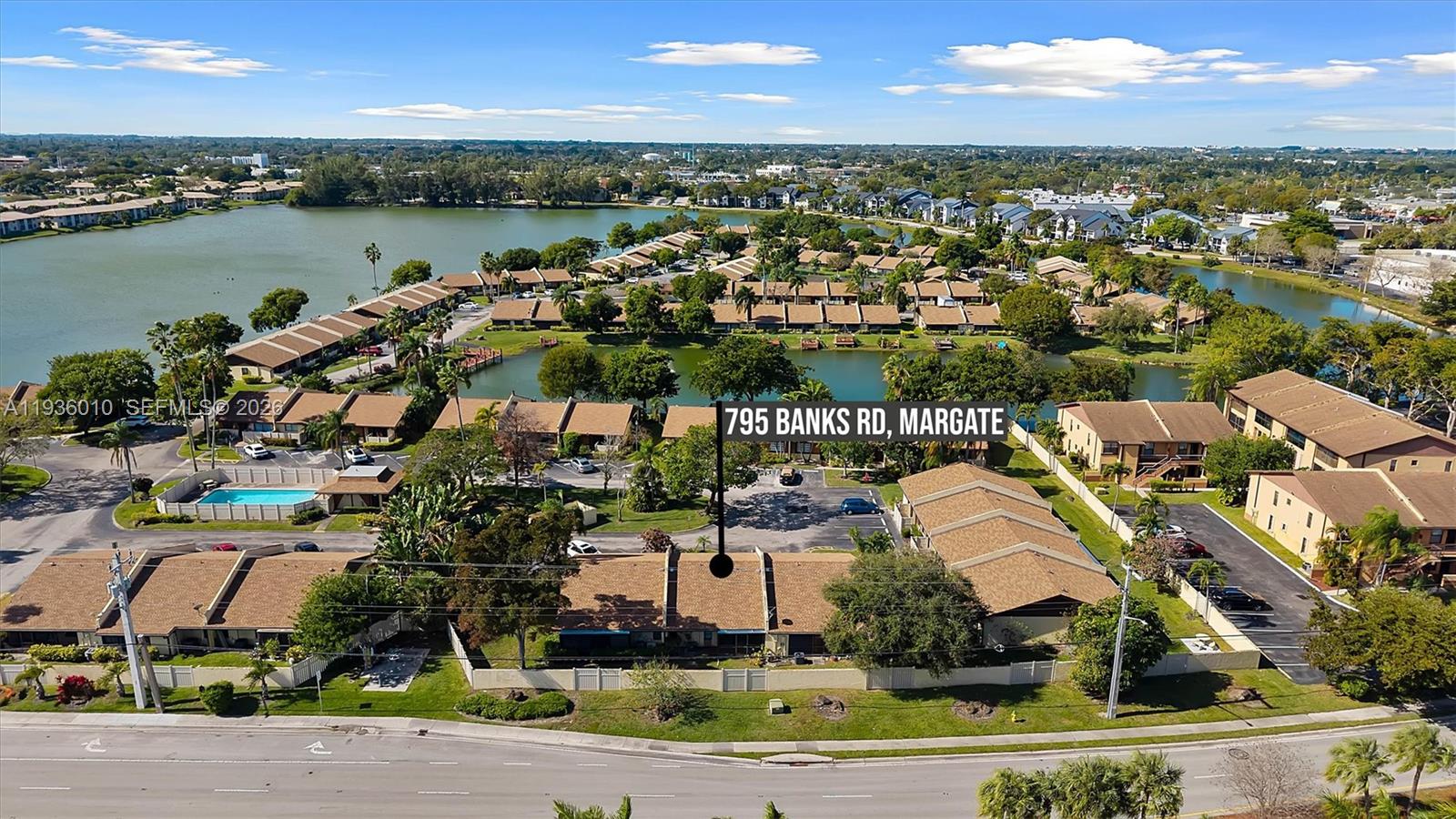 WOODLAKE ISLES - Residential