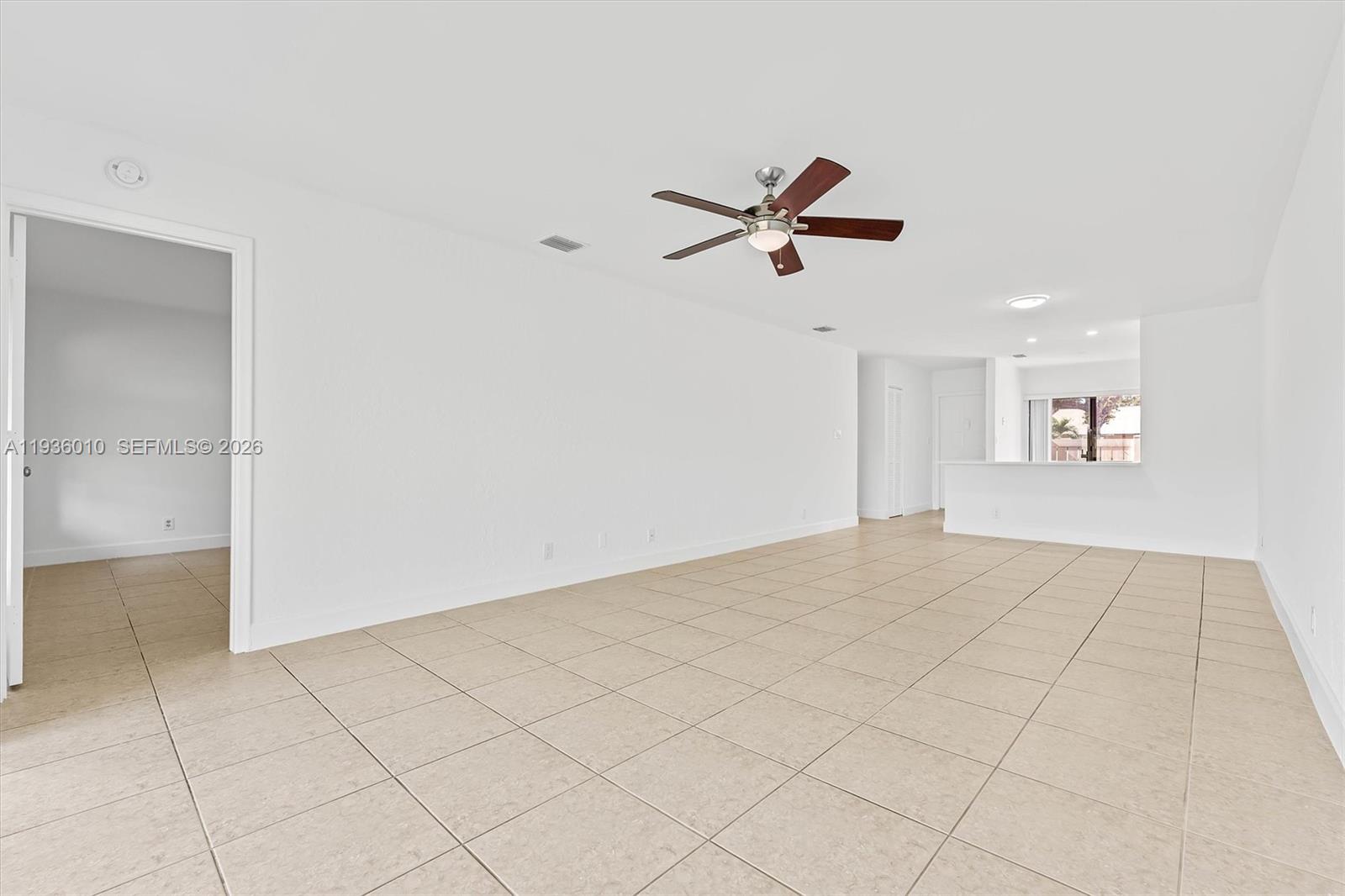 WOODLAKE ISLES - Residential