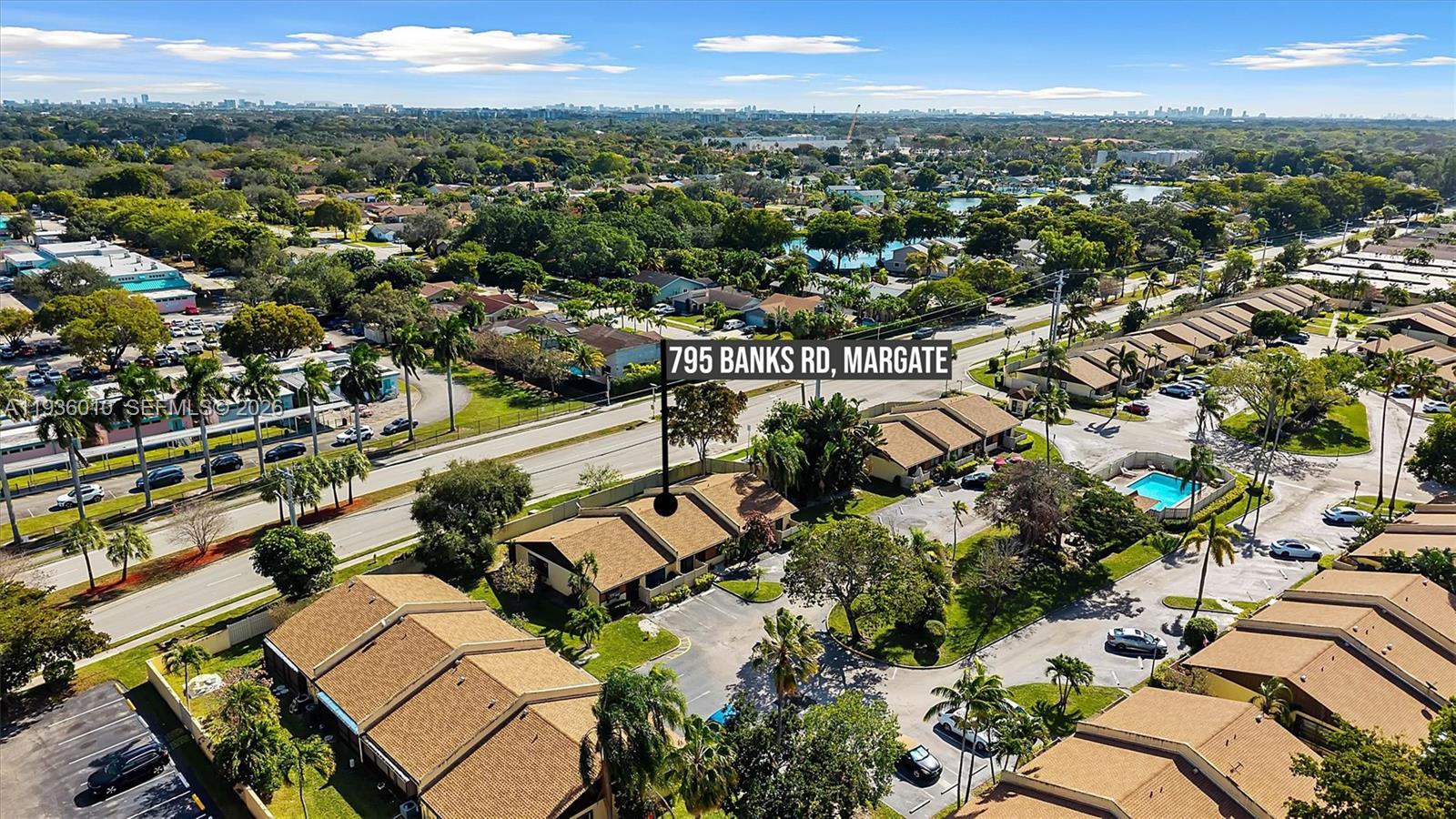 WOODLAKE ISLES - Residential