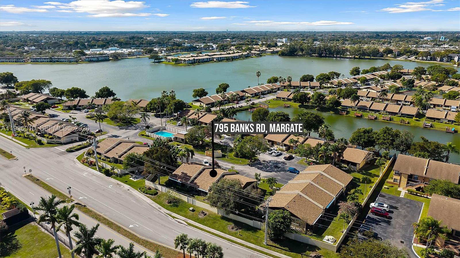 WOODLAKE ISLES - Residential