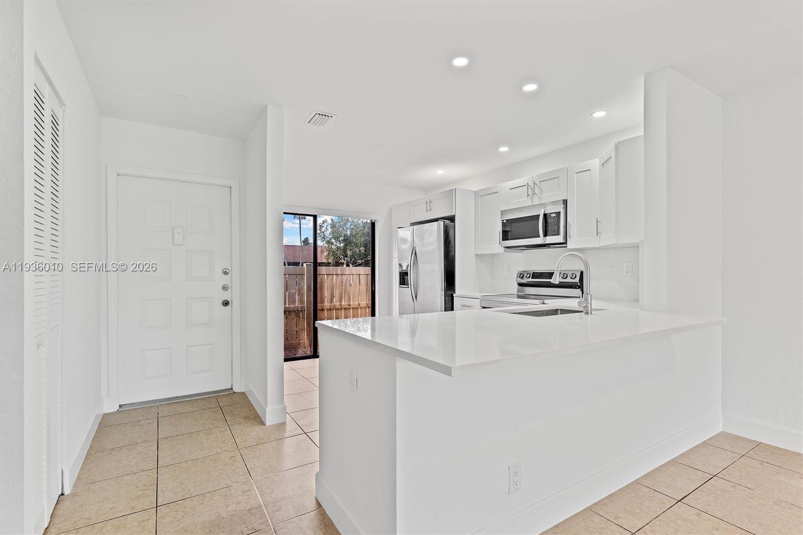 WOODLAKE ISLES - Residential