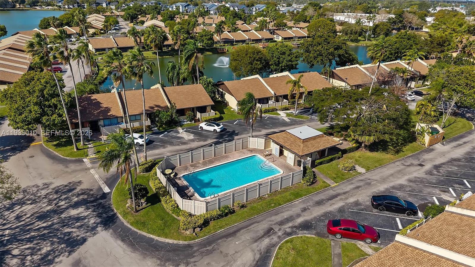 WOODLAKE ISLES - Residential