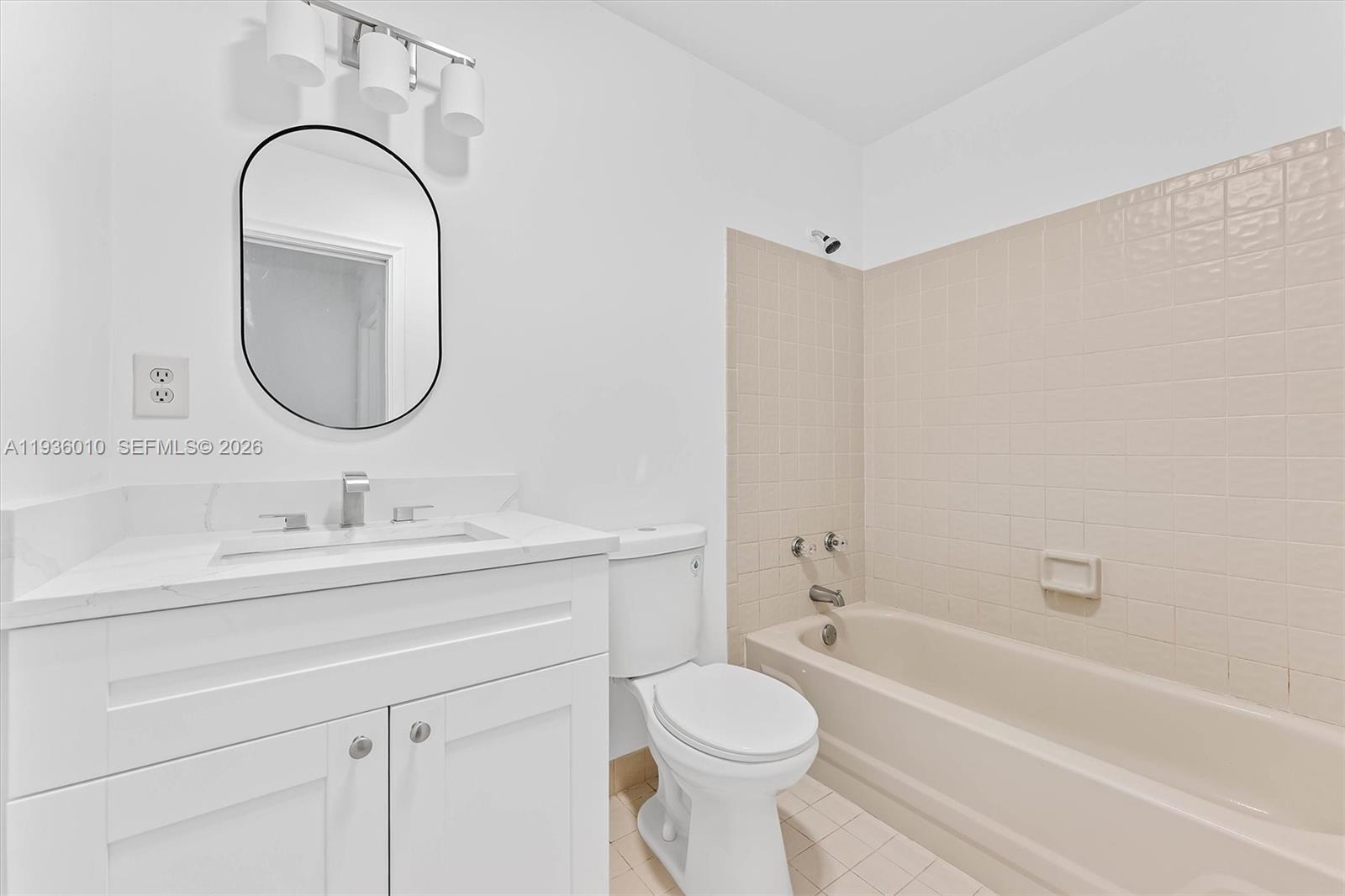 WOODLAKE ISLES - Residential