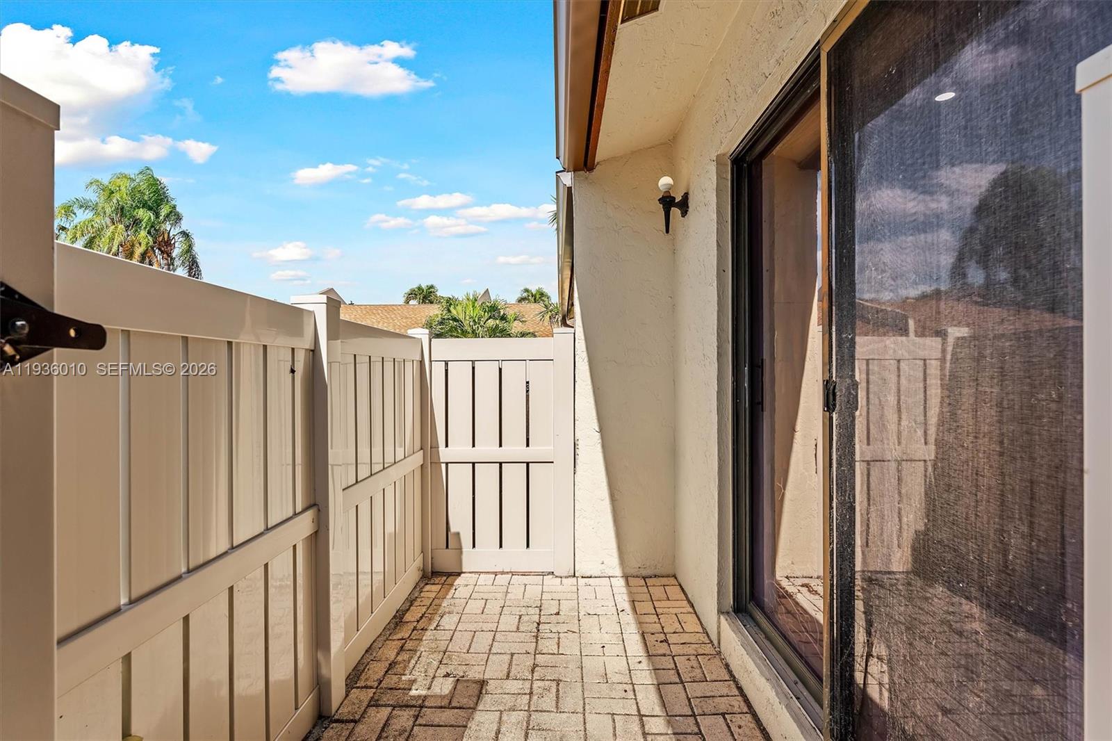 WOODLAKE ISLES - Residential